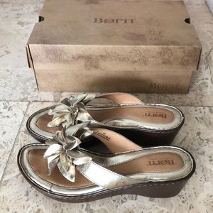 Gold Born size 8 sandals with leather flowers